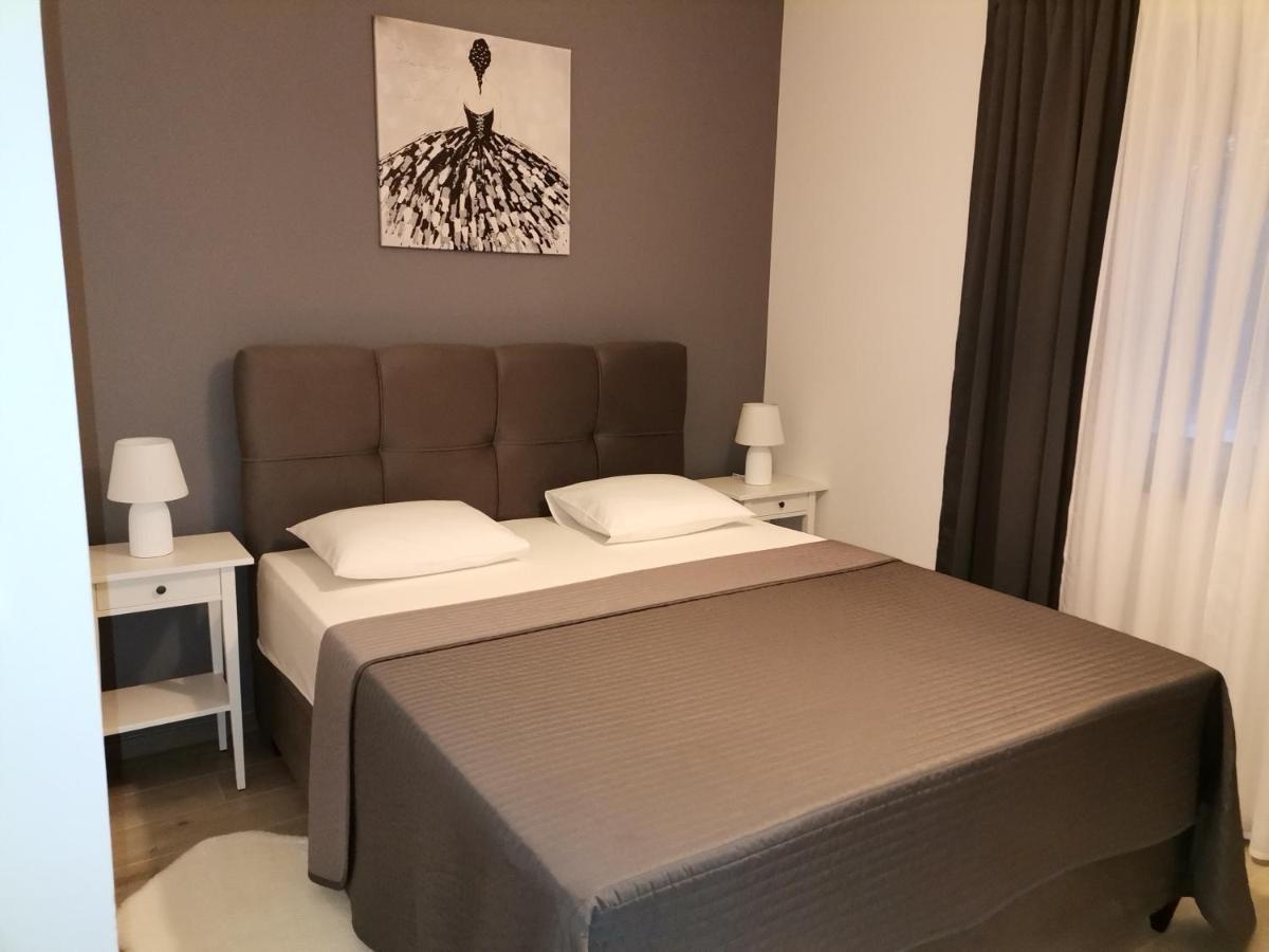 Apartments Star - Free Private Parking Zadar Exteriör bild